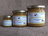 Gelber,
 streichzarter Sommerhonig im 60g-,
 250g- und 500g-Glas
